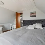 Ferienhaus Hakon - 40m From The Sea By Interhome